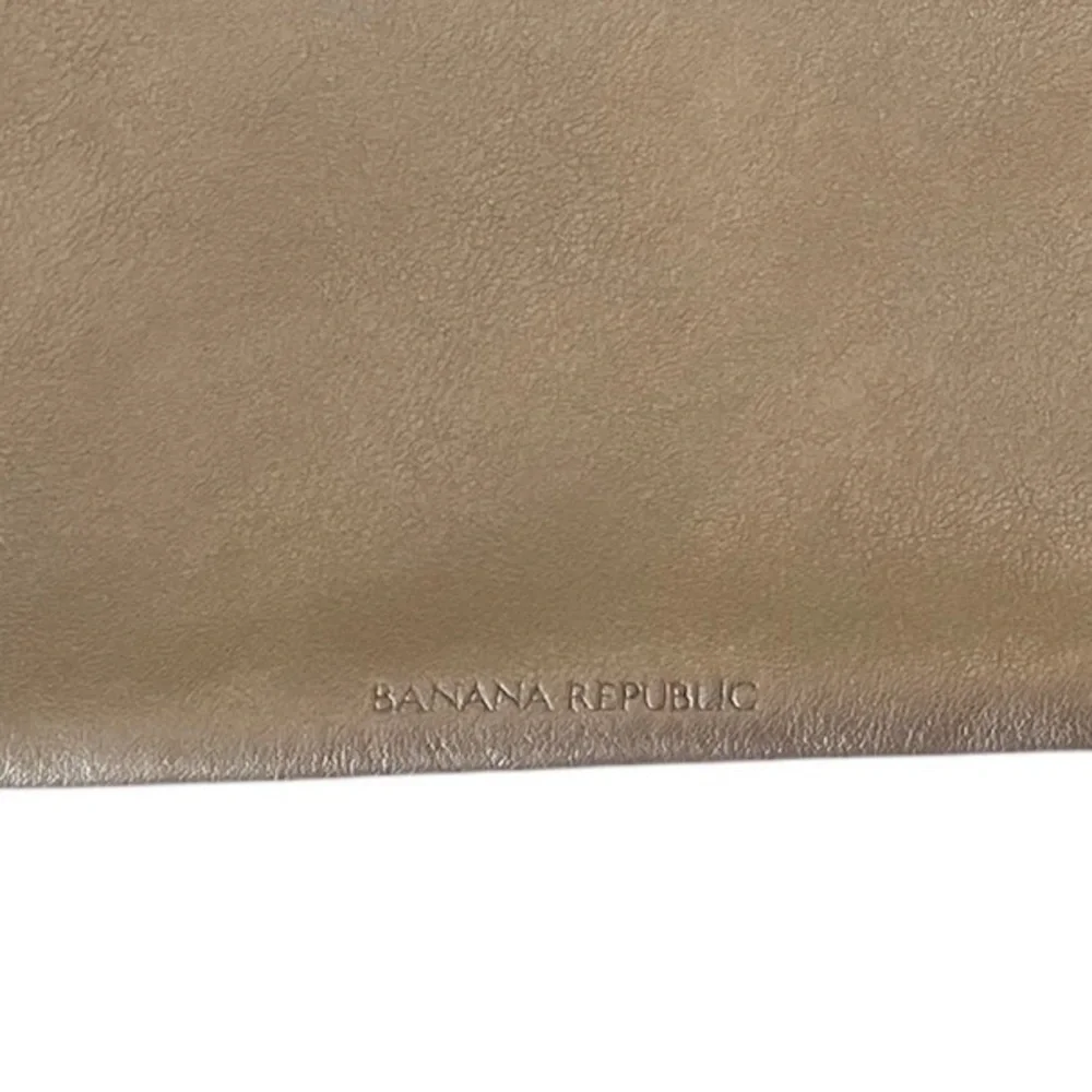 Banana Republic XO Metallic Gold Tone Wristlet Clutch - Picture 4 of 6